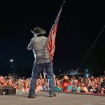 country-music-favorite-appears-on-camera-amidst-health-concerns-breaks-some-unfortunate-news-to-fans