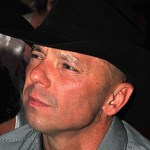 woman-paid-300k-to-kenny-chesney-imposter-and-then-tried-to-sue-the-real-singer-over-it