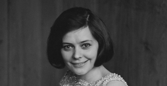 'One Day at a Time' Legend Dies After 'Short Illness' Singer Lena Martell Was 86